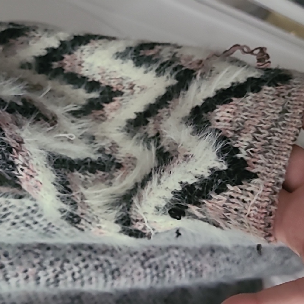 Absolutely Famous Chevron Eyelash Cardigan - 2X - Picture 9 of 11